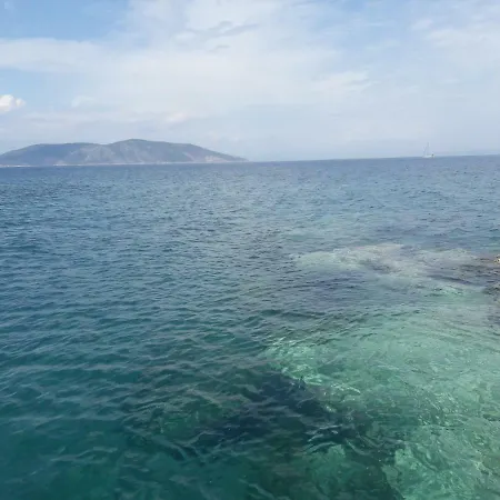 Appartement Studio Zafiria Méthana